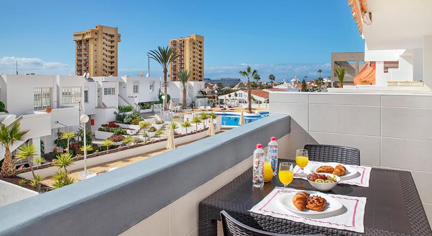 AZAHARA PLAYA -LAS VISTAS BEACH Free Wifi — Hotel in Tenerife