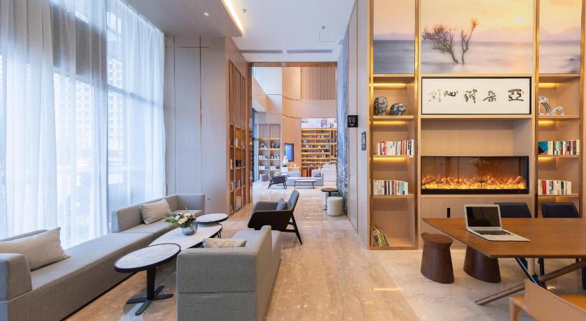 Atour Hotel Kunming High-Tech Wuyue Plaza - image 3