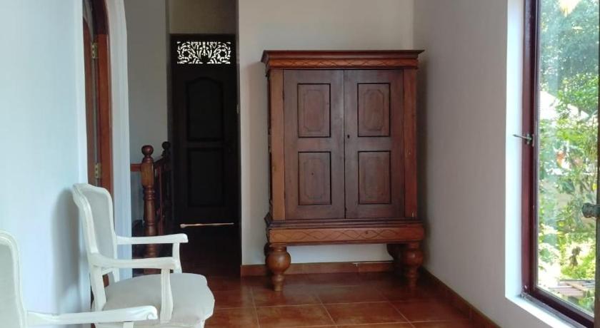 Kolition Villa photo