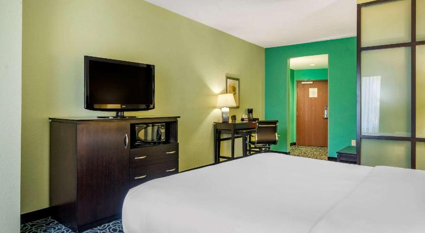 Comfort Suites At Fairgrounds-Casino