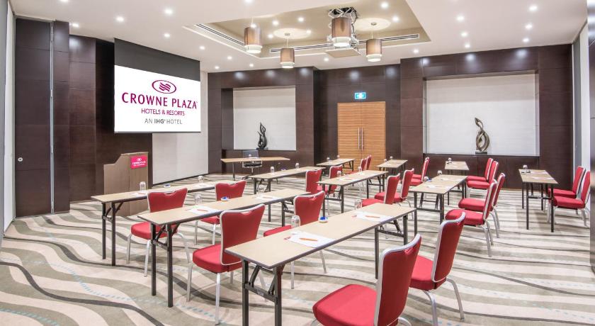 Meeting room / ballrooms, Crowne Plaza Doha - The Business Park in Doha