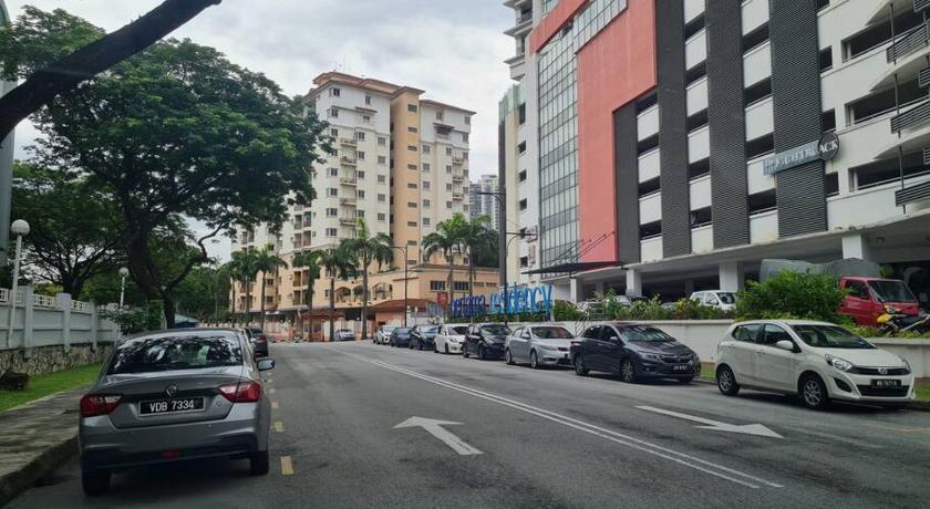 Private Jacuzzi Staycation at KL City 152 photo