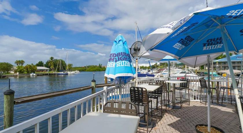 새러소타 (FL) Room 127 - Waterfront, Heated Pool, Huge TV, Tiki Bar & Grill 4성급 숙소 외관