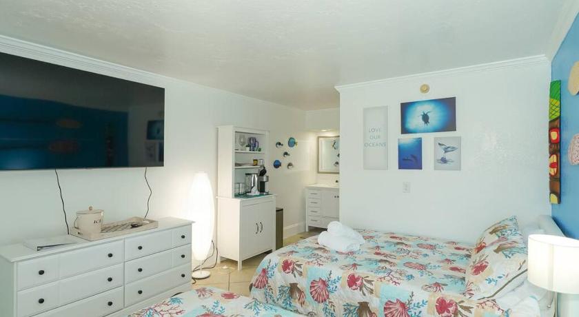 새러소타 (FL) Room 127 - Waterfront, Heated Pool, Huge TV, Tiki Bar & Grill 4성급 숙소 로비