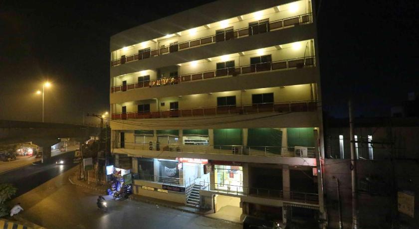 Hotel Multan Continental — Hotel in Multan