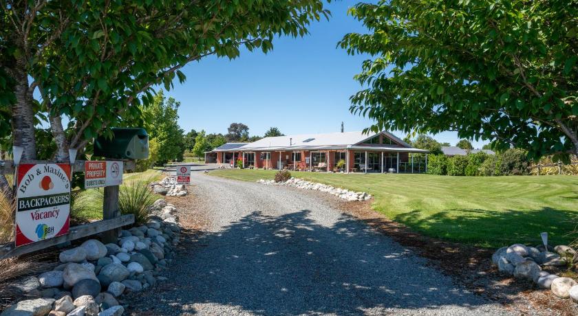 Bob &amp; Maxines Backpackers — Hotel in Te Anau