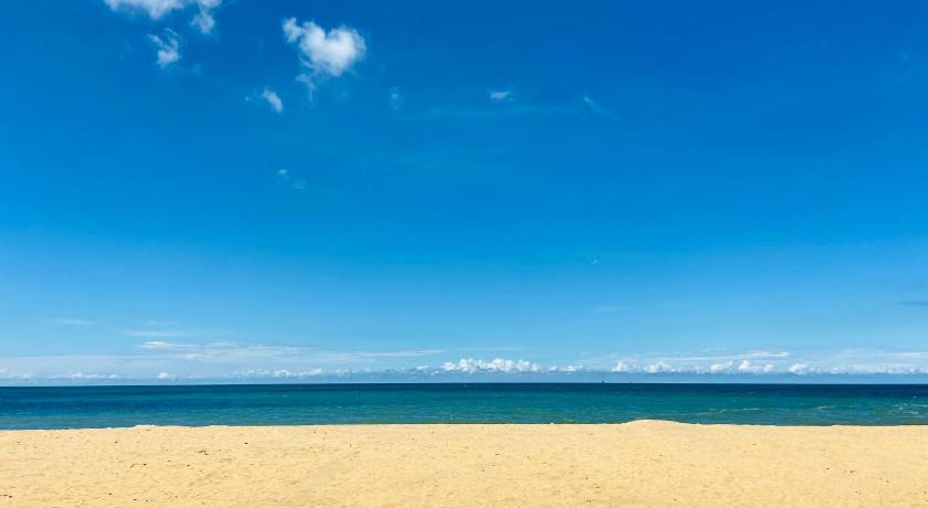 Golden Star Beach Hotel photo