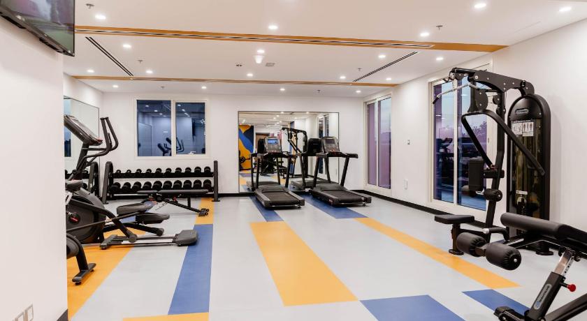 Resivation Hotel - image 13