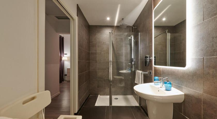 Hostal Mayerling Centro photo