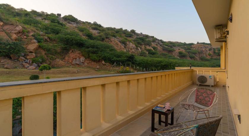 StayVista at Bliss In The Woods w Outdoor Pool - Gurgaon photo