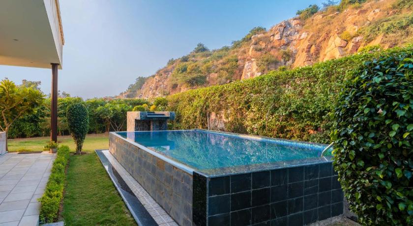 StayVista at Bliss In The Woods w Outdoor Pool - Gurgaon photo