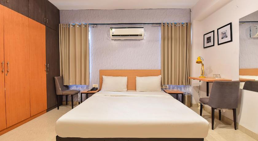 SilverKey Executive Stays 60481 Gayatri Nagar