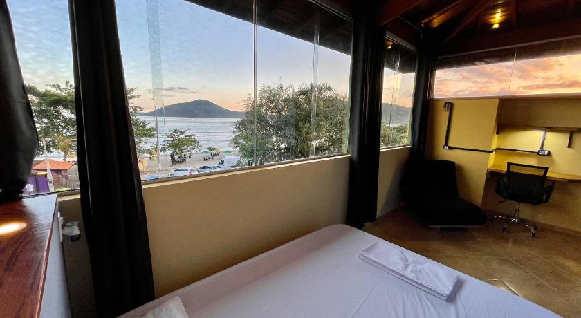 Image of Double Room with Sea View 0