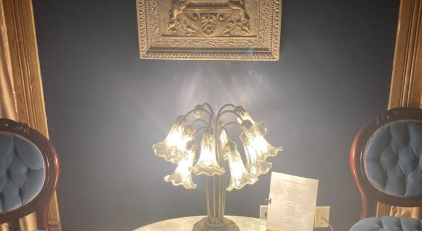 ユレカ・スプリングス Grand Central Hotel 宿泊施設 外観