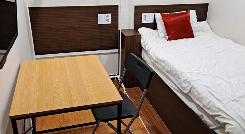 Seoul TRIPSTAY Myeongdong 2-Star Hotel suite