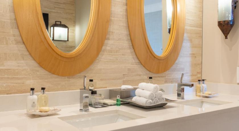 Image of Villa Presidential Suite 6
