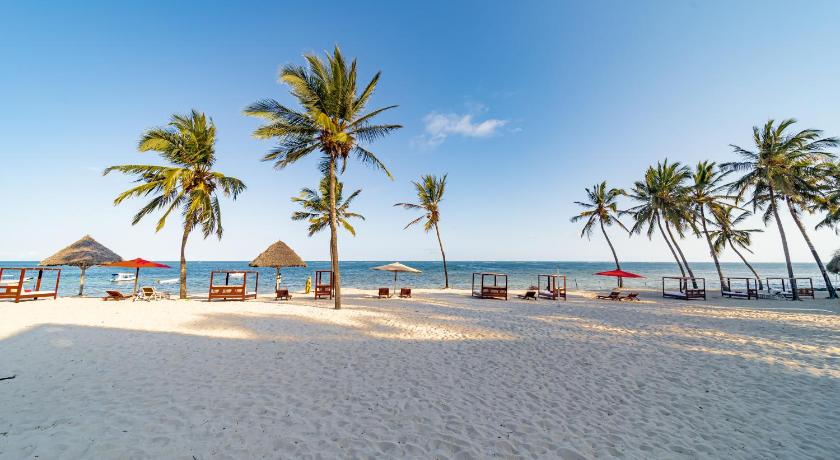 Sairock Beach Hotel Spa & Conferencing photo