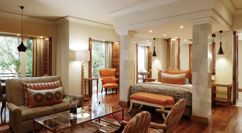 Image of Luxury Suite 0