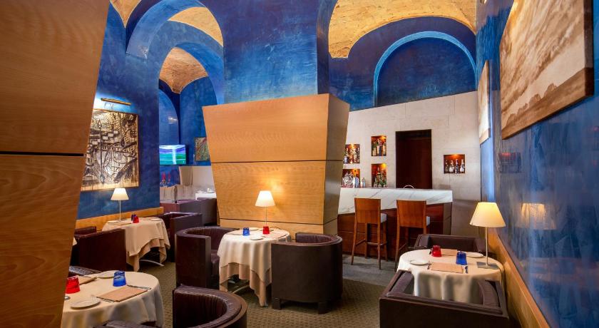 罗马 UNA Hotels Empire Roma 4星级 酒店 泳池