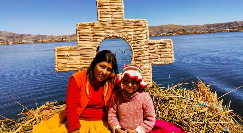 Uros Quechua`s Lodge Titicaca photo