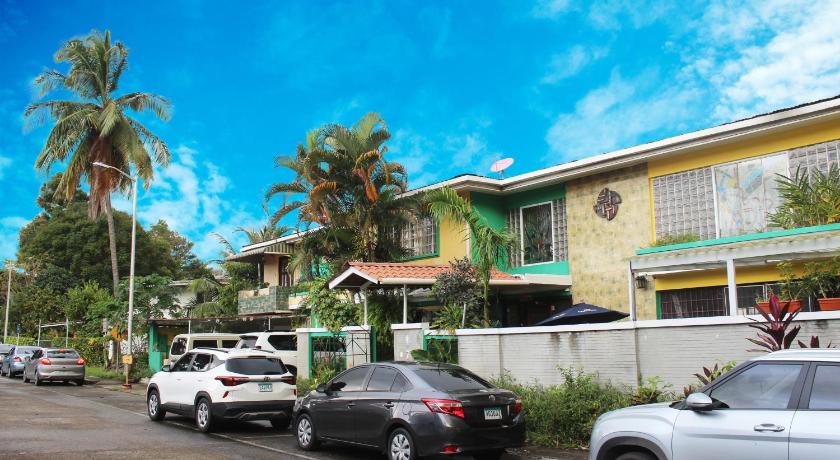 Canal In Hostal — Hotel in Panama City