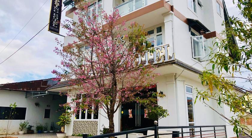Spring Hotel photo