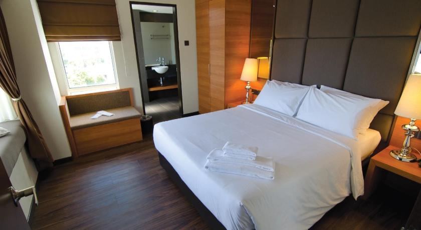 Image of Family Suite 8