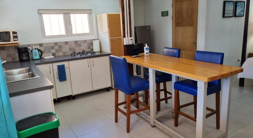 Aruba SeaScape Apartments photo