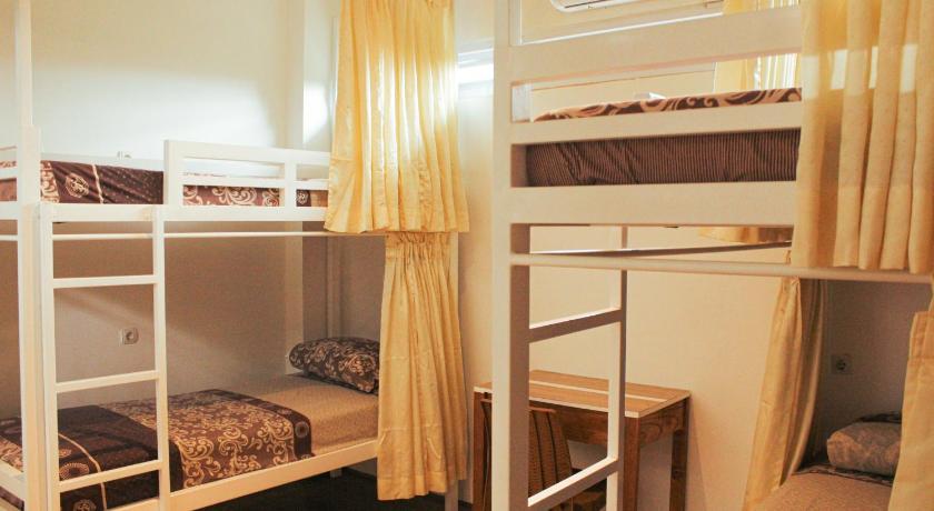 Rion Hostel Bogor (perlu bukti nikah) - image 36