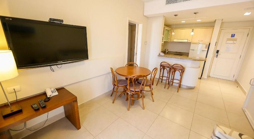 Image of Family Studio 16