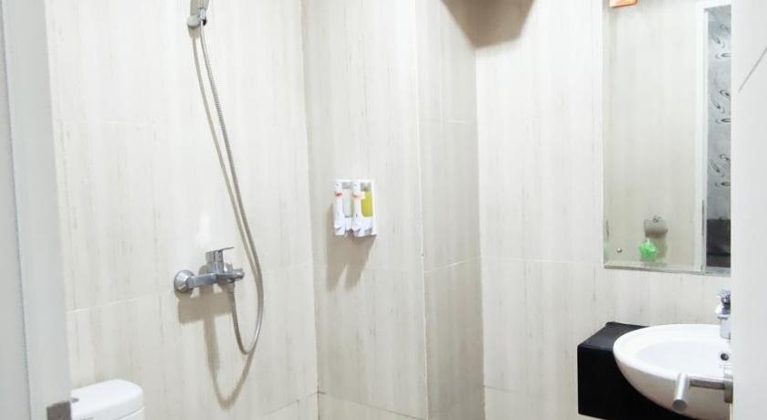 Kozy Room Sentul Tower Apartemen photo