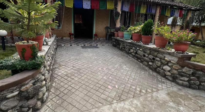 Bardia Wildlife Resort — Hotel in Thakudwara