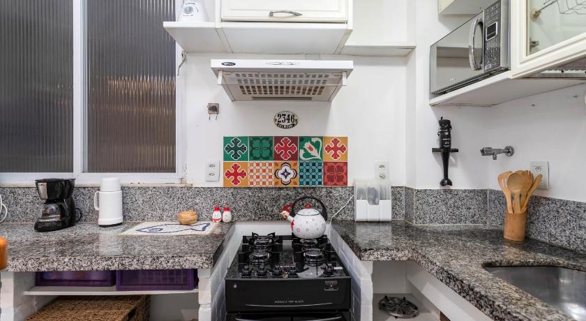 Pineapples CL103 - Apartamento aconchegante em otima localizacao em Copacabana, ideal para casais photo