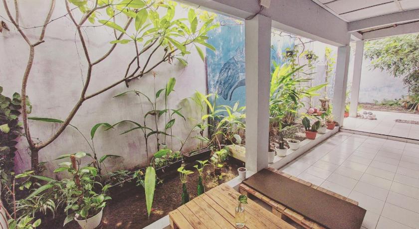 Reeneo Guesthouse — Hotel in Yogyakarta