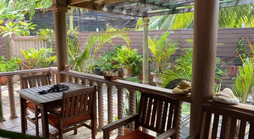 Effie Mountain View Gecko Villa photo