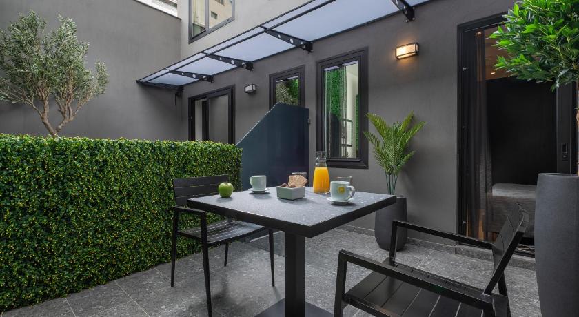 Image of Double Room with Patio 6