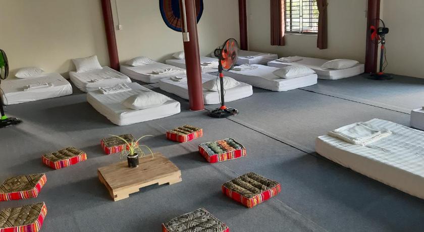 Image of Single Bed in Mixed Dormitory Room 15