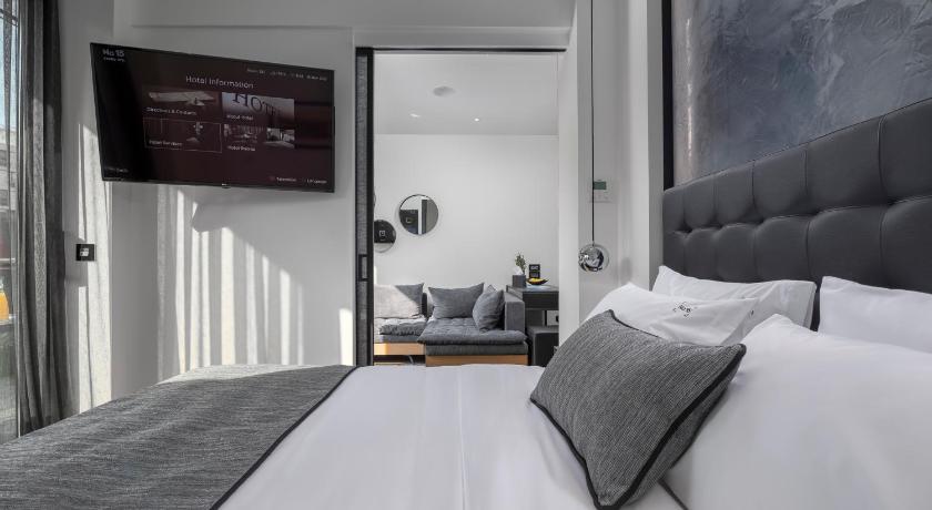 Image of Executive Suite 0