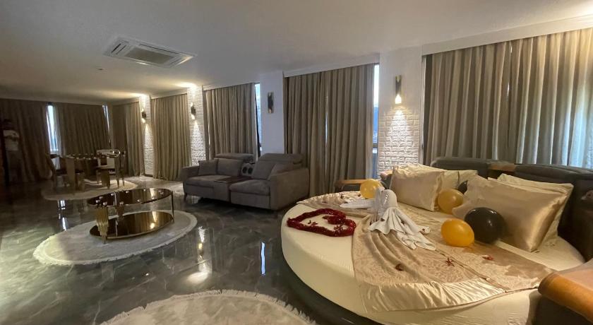 LE LUXE Suites Hotel & Spa - image 7