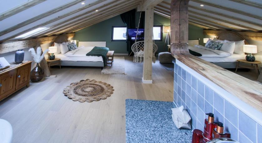Chalet Antoine serviced Apartments by Mirabeau photo