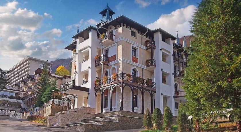Hotel Moldavia — Hotel in Slanic-Moldova