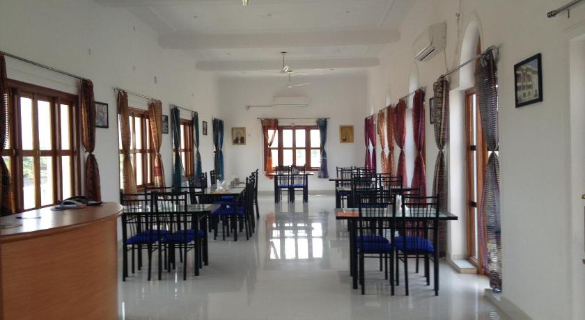 Hotel Isabel Palace - image 4