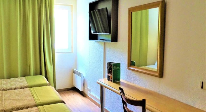 Image of Triple Room 6