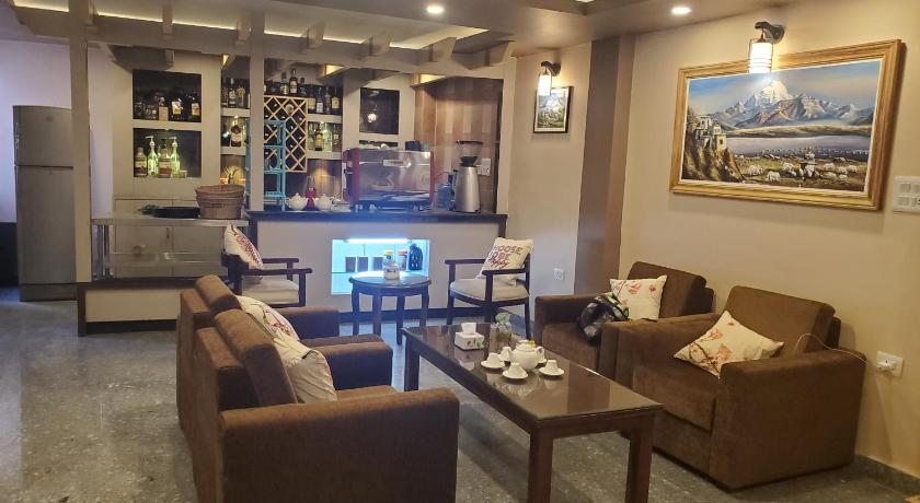 Hotel Mukhum International photo