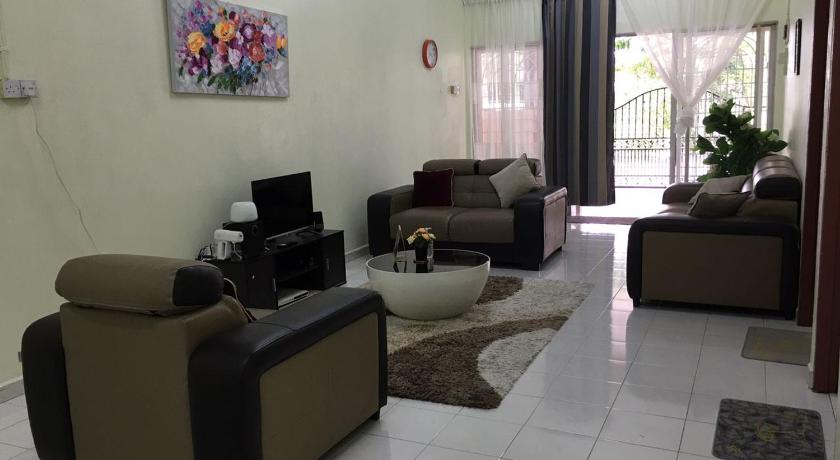 タイピン Taiping Desa Jana Homestay  4つ星 ゲストハウス スイート