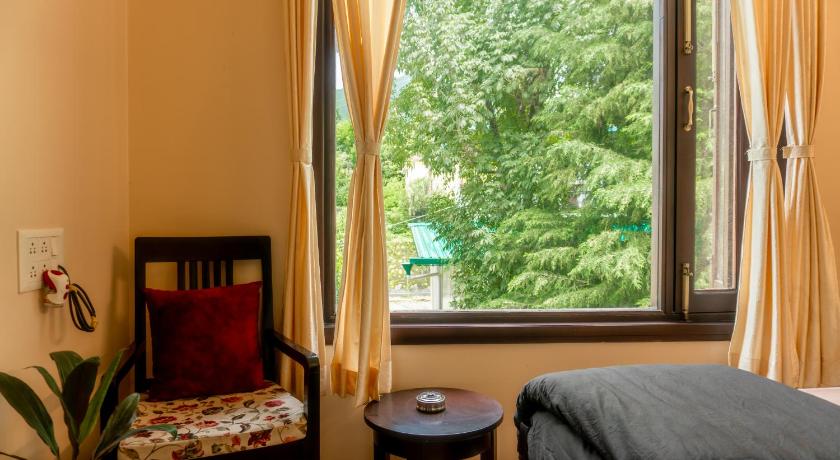 The Hosteller Naukuchiatal photo