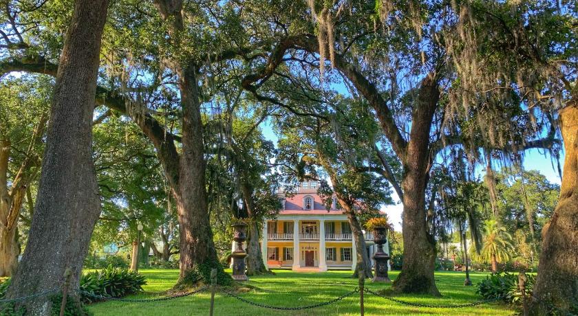 The Inn at Houmas House Plantation