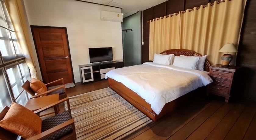 Image of One-Bedroom House 0