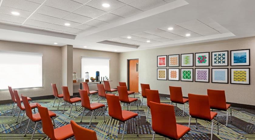 Holiday Inn Express Hotel & Suites Pembroke Pines Sheridan Street