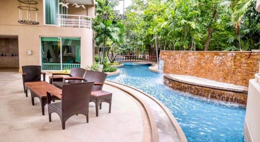 Baan Sanploen Huahin Condo By KK photo